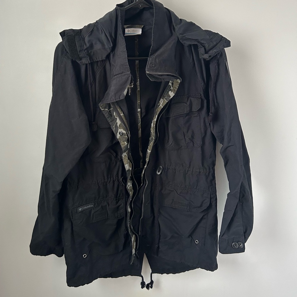 Columbia Black/Camo Women's Fall Jacket sz Medium